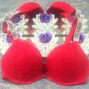 VS Bombshell Shine Strap Bra 34B
